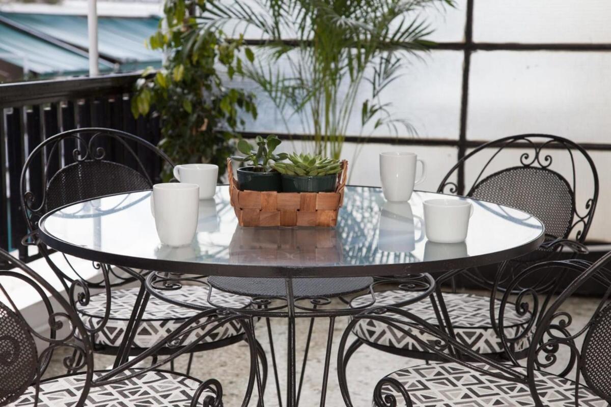 Pagrati Urban Oasis Getaway 2Bd Apt With Balcony Athene Buitenkant foto