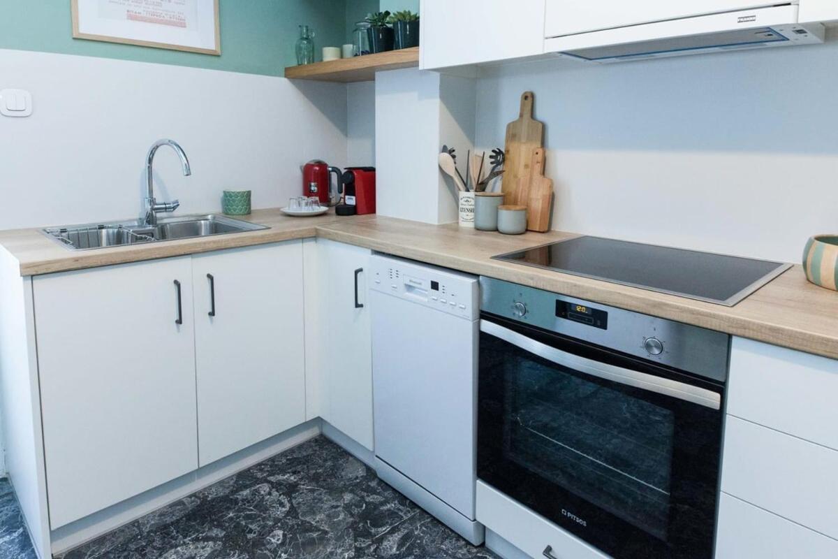 Pagrati Urban Oasis Getaway 2Bd Apt With Balcony Athene Buitenkant foto